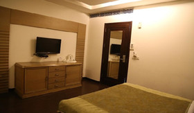 Hari’s Court Inns & Hotels, Gurgaon