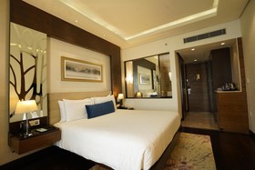 DoubleTree by Hilton Gurugram Baani Square