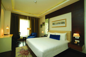 DoubleTree by Hilton Gurugram Baani Square