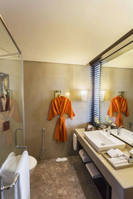 DoubleTree by Hilton Gurugram Baani Square
