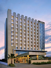 DoubleTree by Hilton Gurugram Baani Square