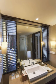 DoubleTree by Hilton Gurugram Baani Square