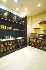 DoubleTree by Hilton Gurugram Baani Square