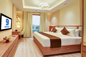 Hotel 91 City Centre Sector 52