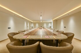 Hotel 91 City Centre Sector 52