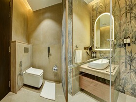 Hotel 91 City Centre Sector 52