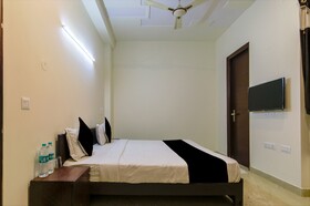 Hotel Artemis 699