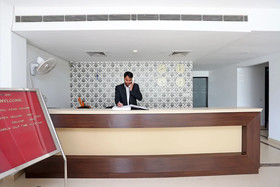 Hotel Azad Square by OYO Rooms