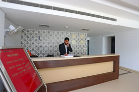 Hotel Azad Square by OYO Rooms