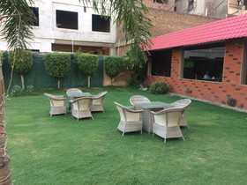 Hotel Ds Mezbaan