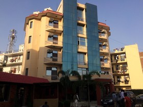 Hotel Ds Mezbaan