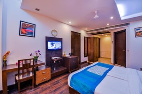 Hotel Golf View Suites