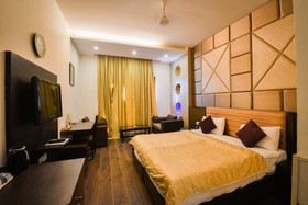 Hotel Golf View Suites