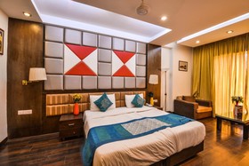 Hotel Golf View Suites