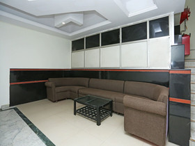 Hotel Raj Mahal Inn by OYO Rooms
