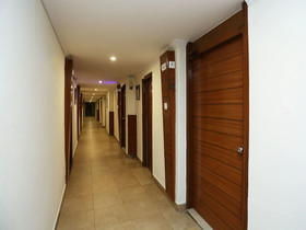 Hotel Raj Mahal Inn by OYO Rooms