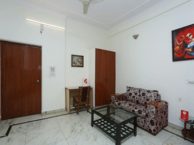 Hotel Raj Mahal Inn by OYO Rooms
