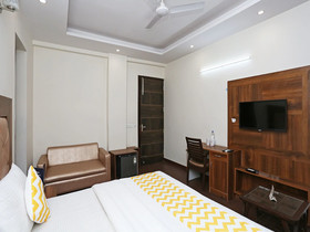 Hotel Tavishk by OYO Rooms