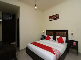 Hotel Vaishnoi Inn