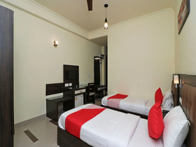 Hotel Vaishnoi Inn