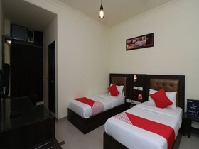 Hotel Vaishnoi Inn
