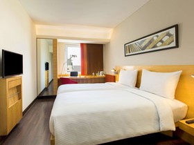 ibis Gurgaon Golf Course Road Hotel