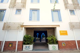 bloom Boutique | Signature Towers