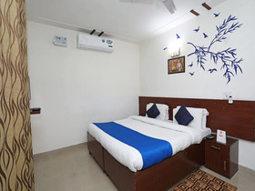 K V Complex by OYO Rooms