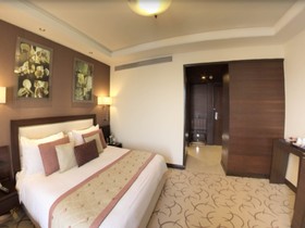 Lemon Tree Premier 2 Leisure Valley Gurugram
