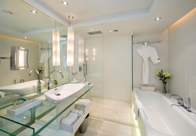 Le Méridien Gurgaon, Delhi NCR