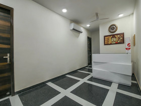 Lime Wood Stay By OYO Rooms