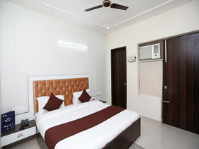 Niketan Medanta By OYO Rooms