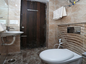 Niketan Medanta By OYO Rooms