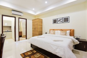 Olive Service Apartment-Golf Course Road