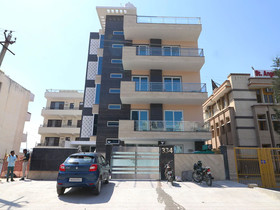 OYO 12074 Vikrant's Residency