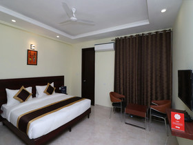 OYO 12074 Vikrant's Residency