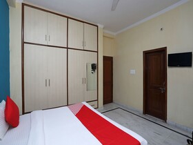 Oyo 12194 Jm Residency