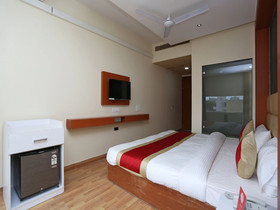 OYO 15731 Lime Wood Stay