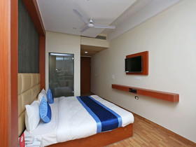 OYO 15731 Lime Wood Stay