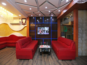 OYO 16688 Hotel Vrs