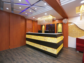 OYO 16688 Hotel Vrs