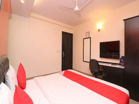 OYO 22234 Ridge View Residency