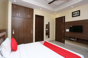 OYO 23659 Faris Residency