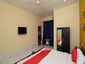 OYO 24108 Bamyan Hotel