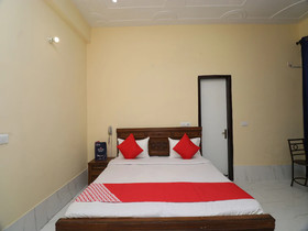OYO 24108 Bamyan Hotel