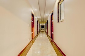 Oyo 79270 Collection O Hotel Aditya Palace
