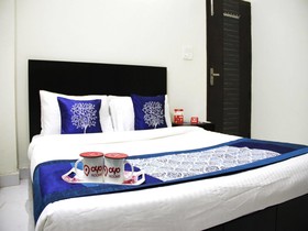 OYO Flagship Huda Market