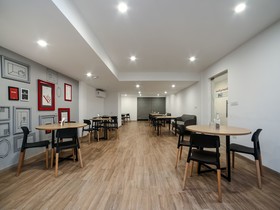 OYO Townhouse 055 Sohna Road Uppal Southend 1