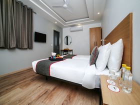 OYO Townhouse 055 Sohna Road Uppal Southend 1