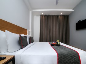 OYO Townhouse 055 Sohna Road Uppal Southend 1